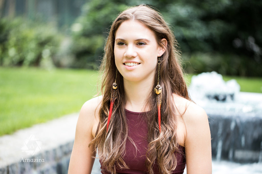 Rote Schwertfedern-Ohrringe