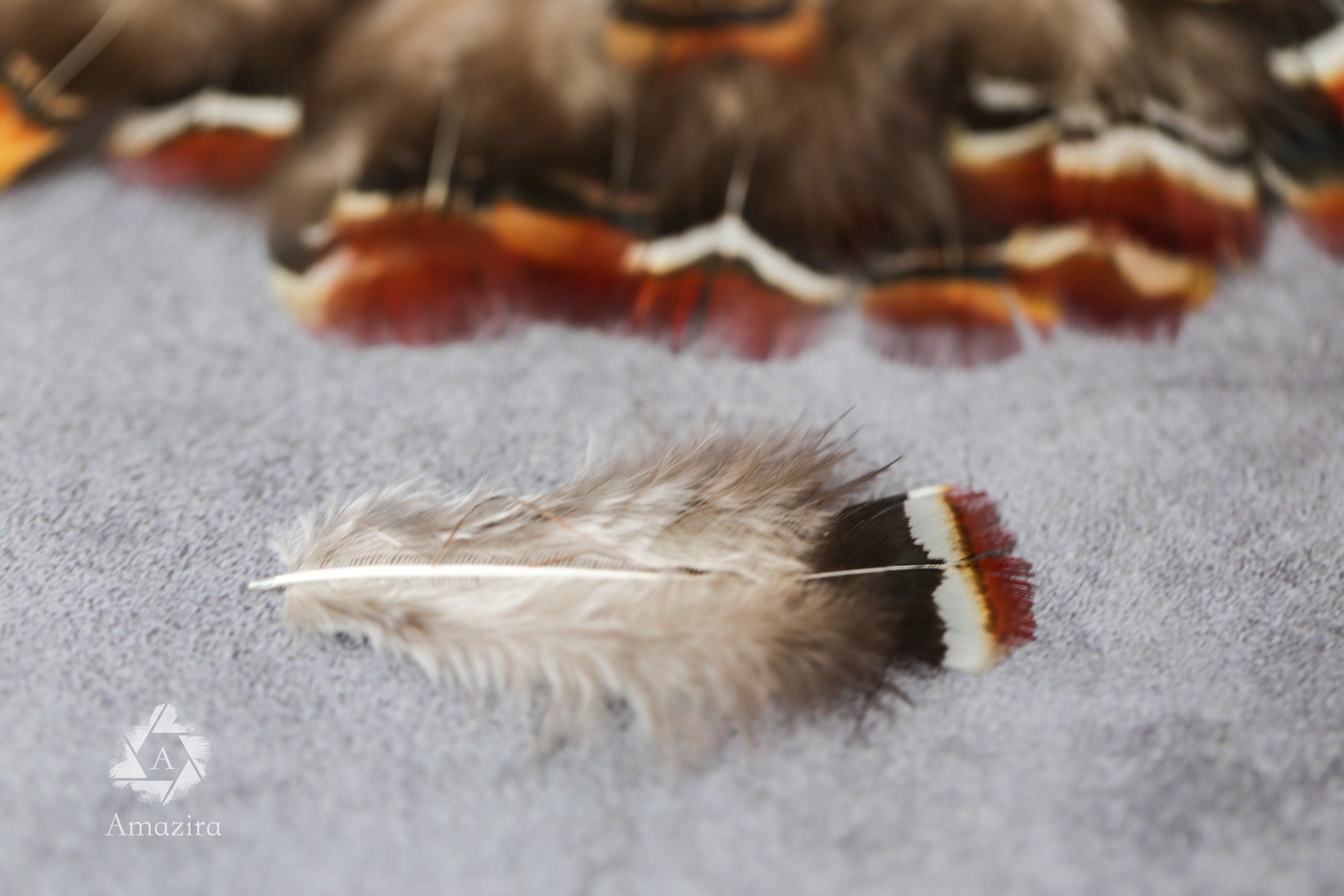 Loose red natural pheasant feathers, 1-3", 3-7 cm