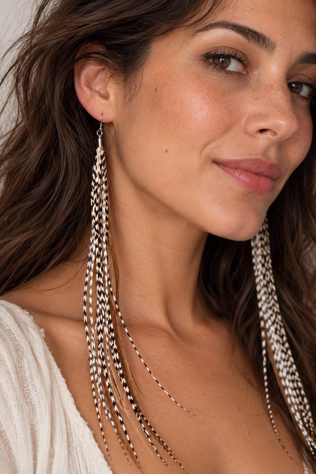 Grizzly feathers earrings